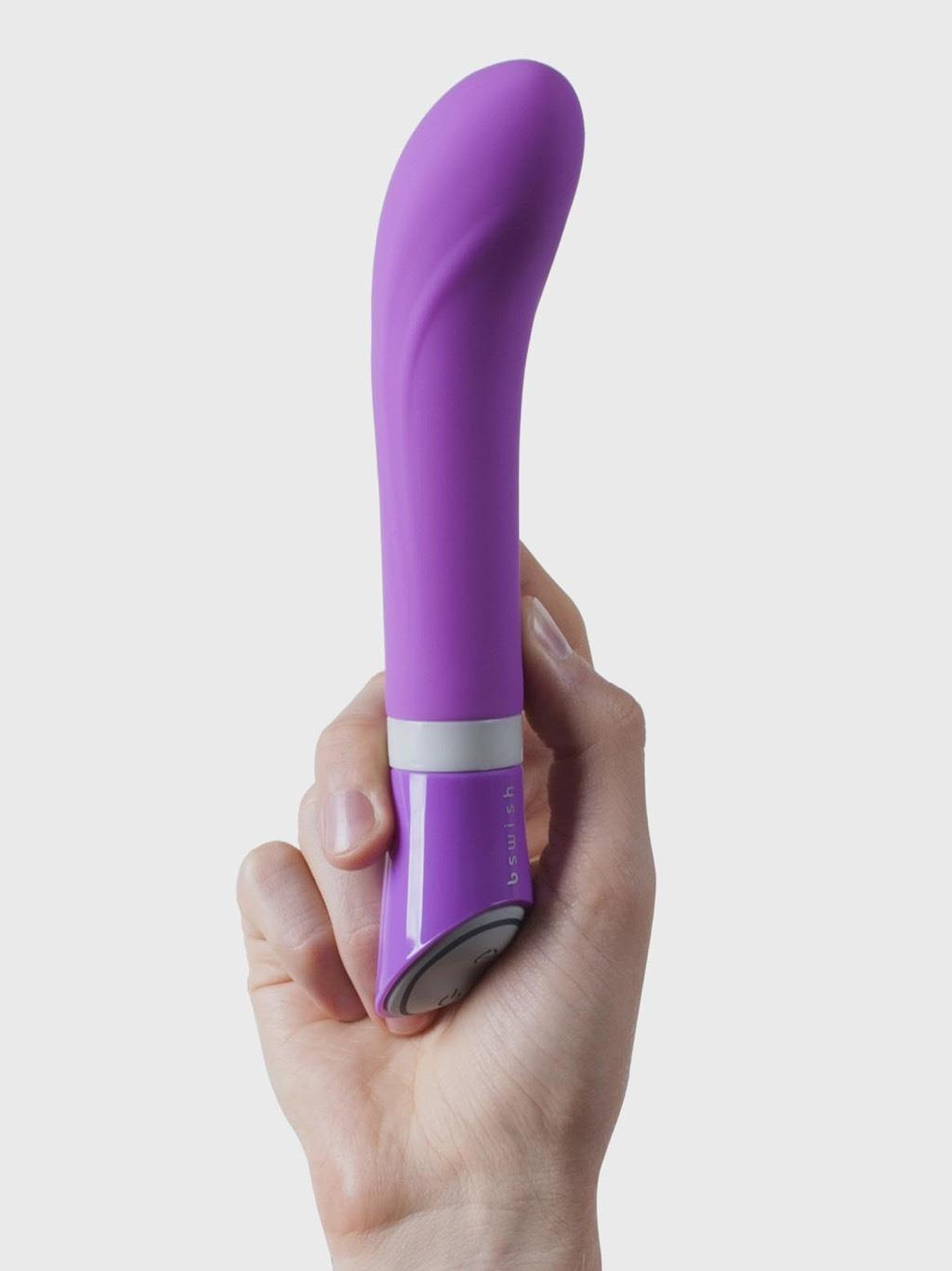 BSwish Bgood Deluxe Curve Voilet being held